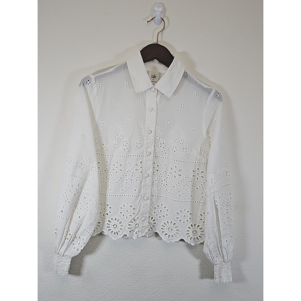 Cabi Size  Xs Coast Top White Eyelet Lace Long Sleeve‎ Cotton